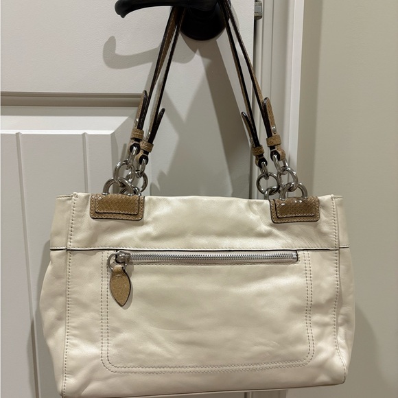 Coach Penelope Leather Carryall/Shoulder Tote And Matching Wallet! - Picture 3 of 16